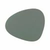 LINDDNA Tischset 37x44 Cm Curve L Nupo Pastel Green 1 LINDDNA Tischset 37x44 Cm Curve L Nupo Pastel Green -Schulte-Ufer shop 37x44 cm Tischset Curve L pastel green Nupo 1 600x600 ID279341 7daa942d5e82f3516dcca0b342a5a56b
