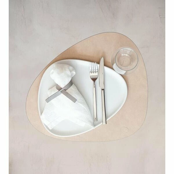 LINDDNA Tischset 37x44 Cm Abgerundet L Nupo Sand 4 LINDDNA Tischset 37x44 Cm Abgerundet L Nupo Sand - Image 2
