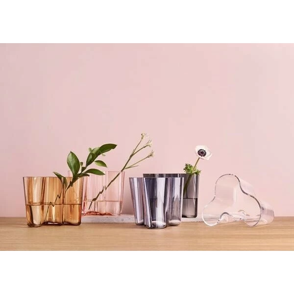 Iittala Vase 16 Cm Alvar Aalto Klar 4 Iittala Vase 16 Cm Alvar Aalto Klar - Image 2
